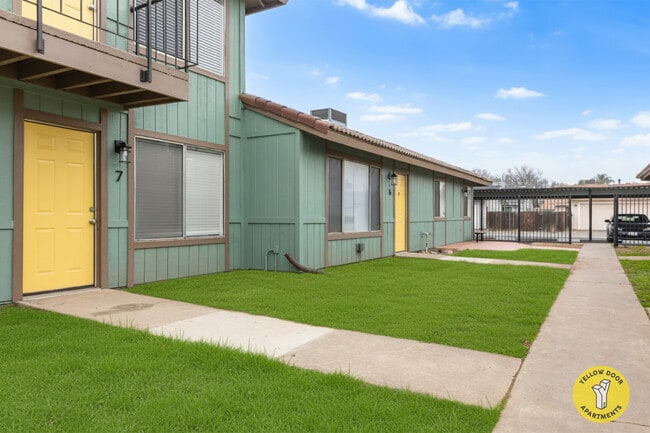 property at 3112 Denver Ave