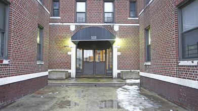 527-537 E 2nd St in Brooklyn, NY - Building Photo - Building Photo