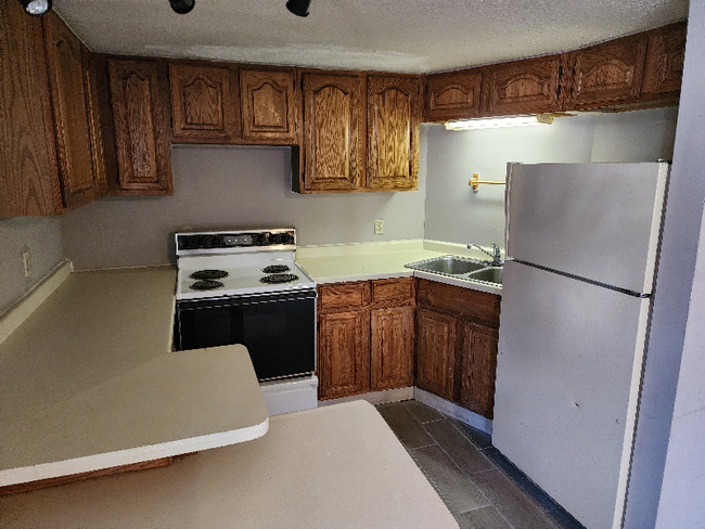 310 Main St S in Austin, MN - Building Photo - Building Photo