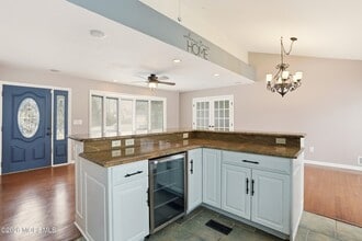 1057 Savannah St in Toms River, NJ - Building Photo - Building Photo