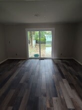 5301 Venetian Way in Jackson, MS - Foto de edificio - Building Photo
