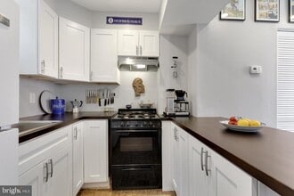 1630 Rodman St in Philadelphia, PA - Building Photo - Building Photo