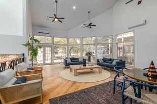 The Patten West in Austin, TX - Building Photo