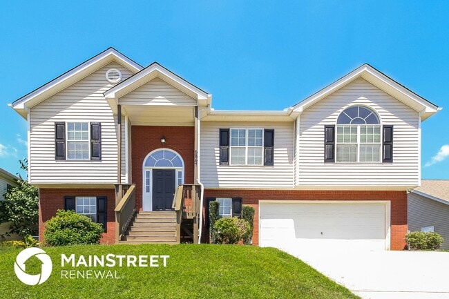 property at 5847 Colonnade Dr