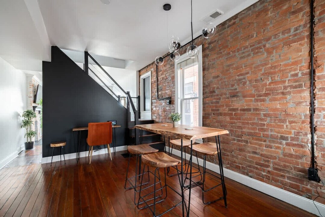 96 Brickel St in Columbus, OH - Building Photo