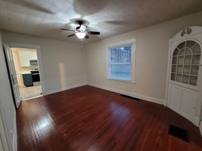 5314 Ward St in Cincinnati, OH - Building Photo - Building Photo