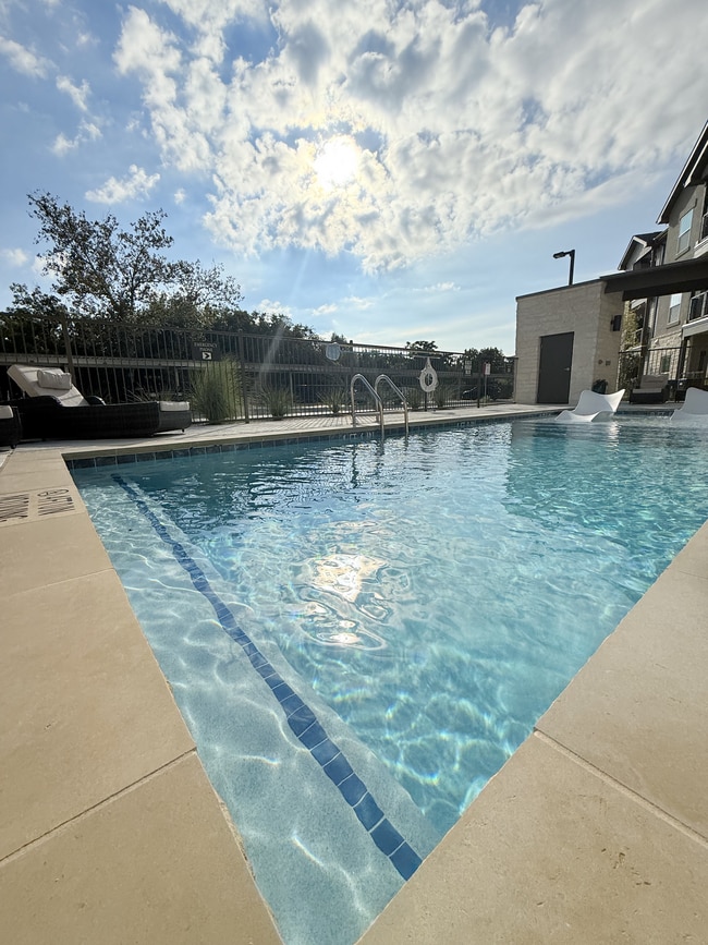 BARONS PARK in Fredericksburg, TX - Building Photo - Building Photo