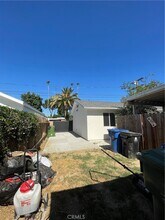 7726 Chimineas Ave in Los Angeles, CA - Building Photo - Building Photo