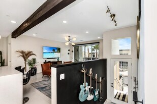 205 The Riv in Palm Springs, CA - Building Photo