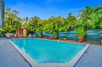 20615 NE 9th Ct in Miami, FL - Building Photo - Building Photo