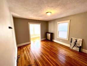 14 Beach Rd in Winthrop, MA - Building Photo - Building Photo