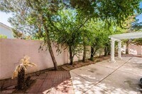 5209 Velazco Ln - 26