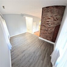 14 Atkinson St in Rochester, NY - Building Photo - Building Photo