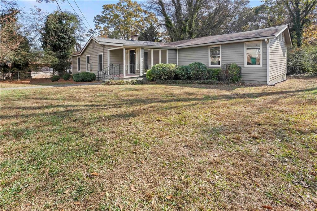 2314 Wayside Dr in Atlanta, GA - Building Photo