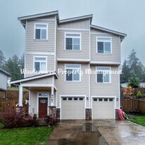 9067 Triumph Ave NE in Bremerton, WA - Building Photo