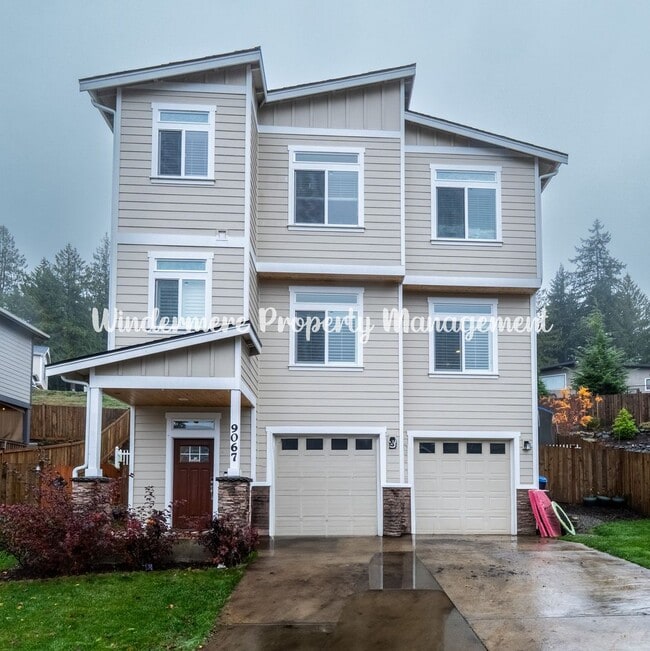 property at 9067 Triumph Ave NE