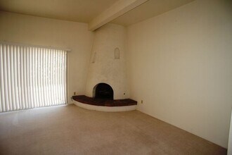 2920 N La Chiquita Ave in Tucson, AZ - Building Photo - Building Photo