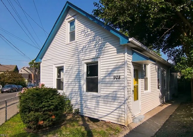 property at 908 Starkweather Ave