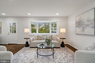 2711 Groveton St in Alexandria, VA - Building Photo - Building Photo