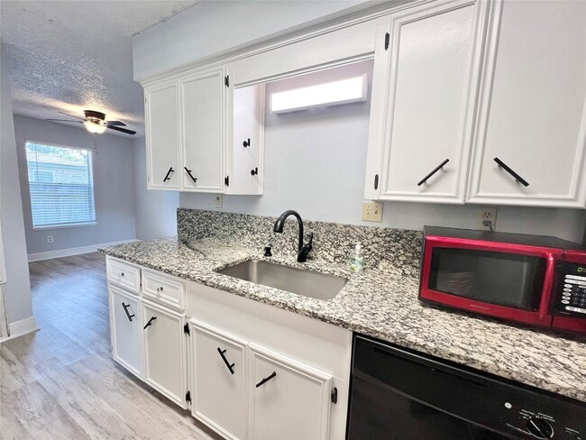 property at 4021 Avenue Q 1/2