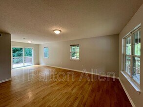 17 Cole St in Asheville, NC - Building Photo - Building Photo