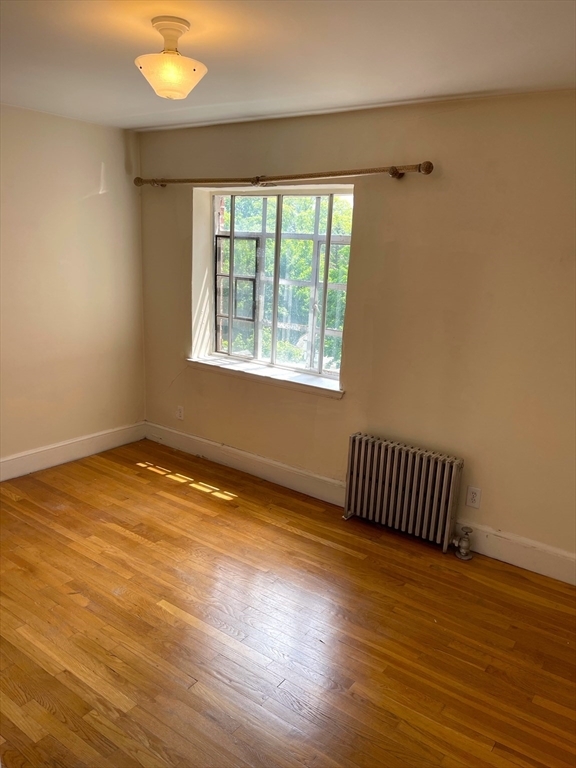 39 Highland Ave, Unit #1 in Cambridge, MA - Building Photo - Building Photo