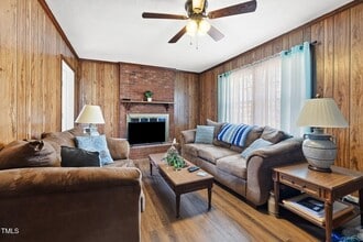 825 Parkwood St in Burlington, NC - Building Photo - Building Photo