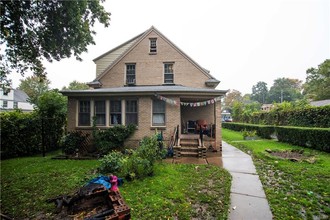 134 Gertrude St in Syracuse, NY - Building Photo - Building Photo