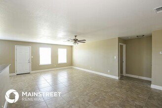 3919 Mist Flower Dr in Converse, TX - Building Photo - Building Photo