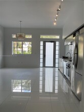 2160 Park Ave in Miami Beach, FL - Building Photo - Building Photo