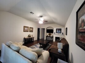 10739 Chestnut Path Way in Tomball, TX - Building Photo