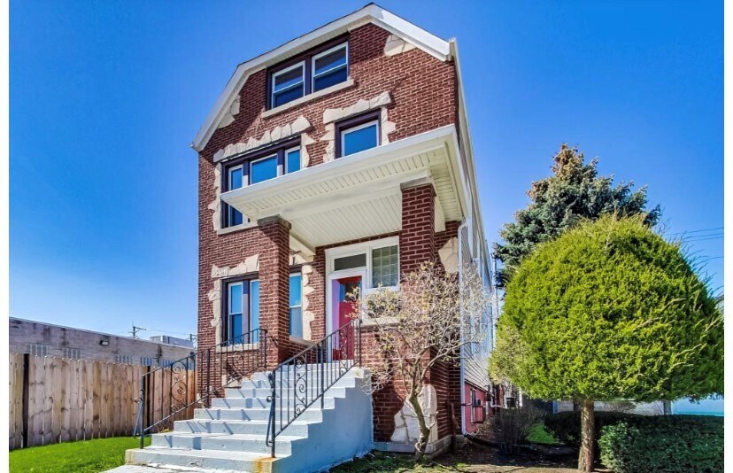 4988 N Elston Ave-Unit -G in Chicago, IL - Building Photo
