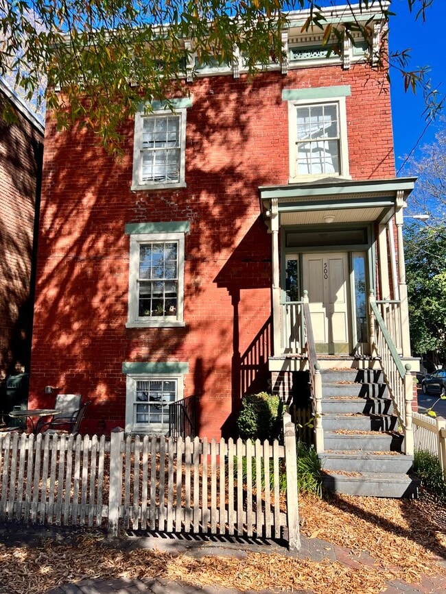 property at 500 W Marshall St