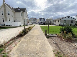104 11th Ave in Belmar, NJ - Building Photo - Building Photo