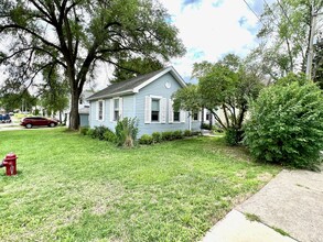 545 E Division St in Lockport, IL - Building Photo - Building Photo