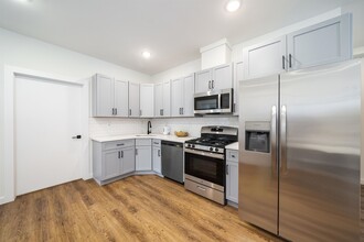 224 Garfield Ave in Jersey City, NJ - Building Photo - Building Photo