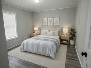 9330 Eden Dr in Tampa, FL - Building Photo - Building Photo