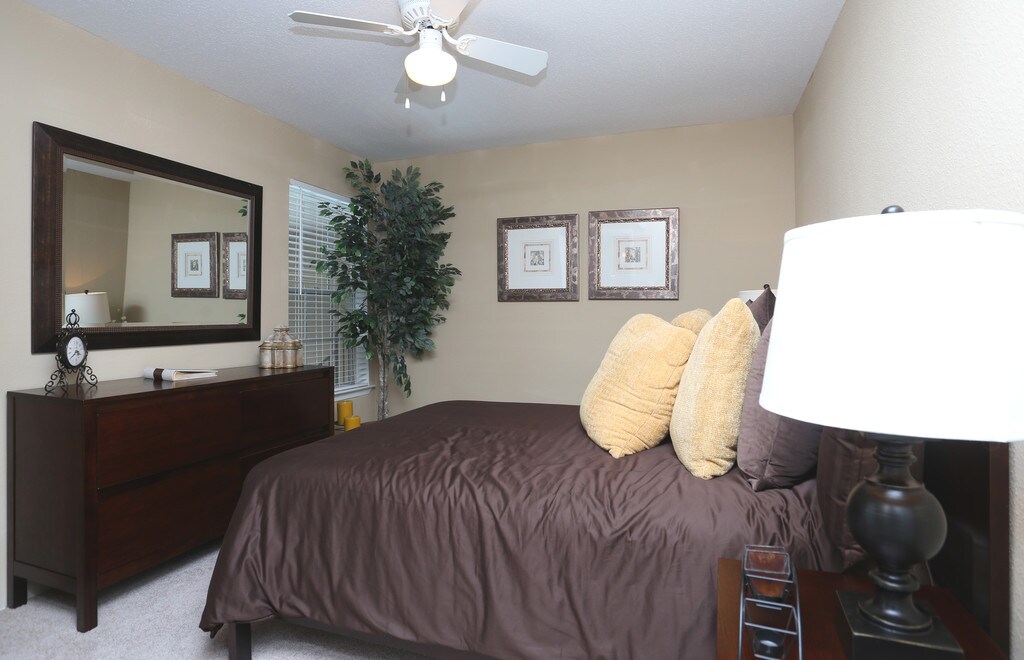 Park Falls Apartments in Houston, TX