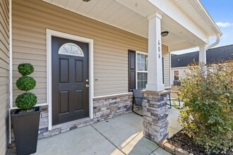 604 Carat Ct in Jacksonville, NC - Building Photo - Building Photo