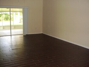 34747 Double Eagle Ct in Zephyrhills, FL - Building Photo - Building Photo