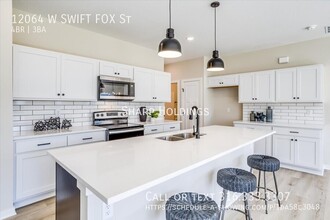 12064 SWIFT FOX St in Wichita, KS - Foto de edificio - Building Photo