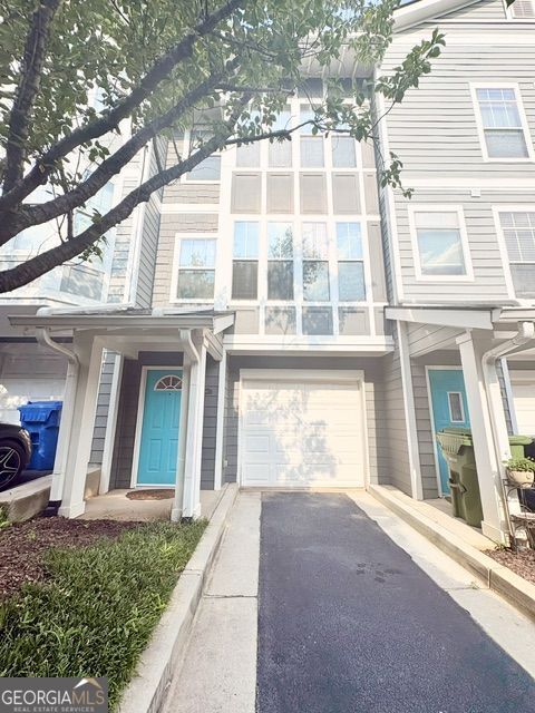 property at 1073 Park Row N