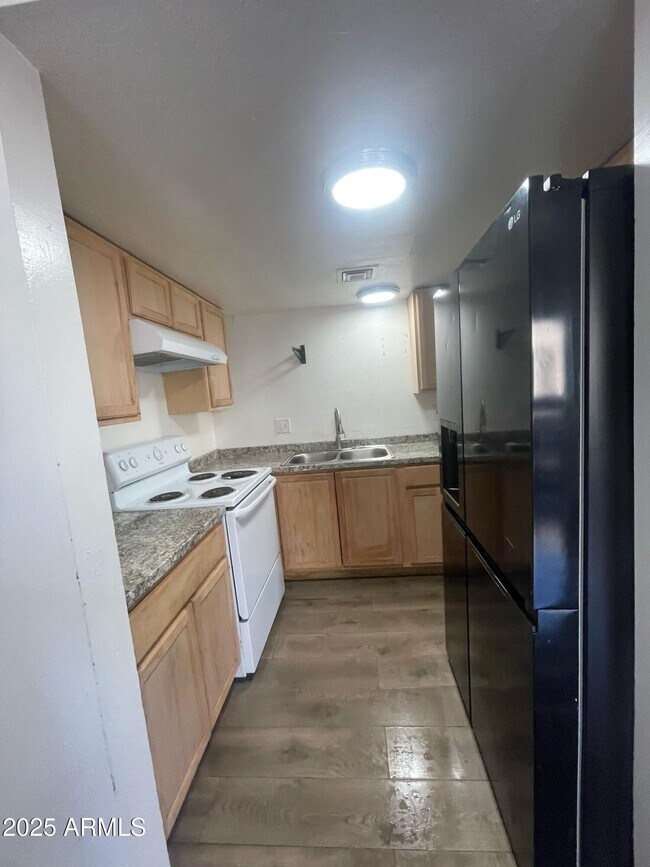 property at 2666 N 43rd Ave