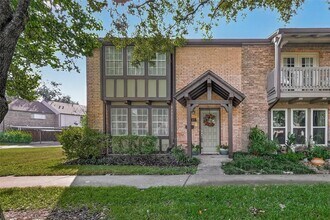 2267 Triway Ln in Houston, TX - Building Photo - Building Photo