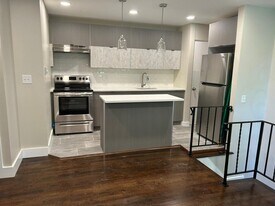 286 S Center St, Unit 6 in Orange, NJ - Building Photo