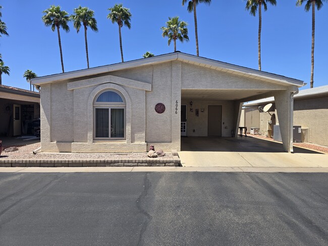 property at 6066 S Oakmont Dr