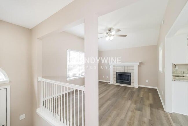 918 SE Kingscross Rd in Blue Springs, MO - Building Photo - Building Photo