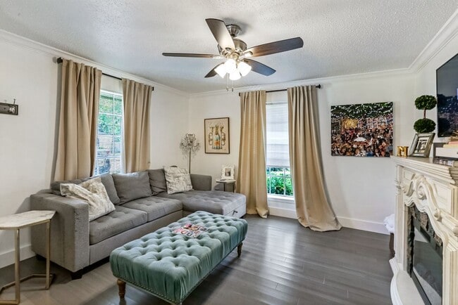 400 Elmeer Ave in Metairie, LA - Building Photo - Building Photo