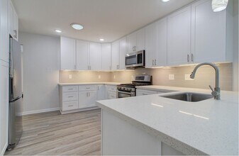 5704 Darling St in Houston, TX - Building Photo - Building Photo