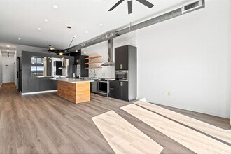 2124 E 6th St in Austin, TX - Building Photo - Building Photo